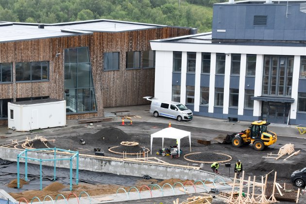 Nobel Rør jobber på prosjektet ny barnehage og skole i Kabelvåg.